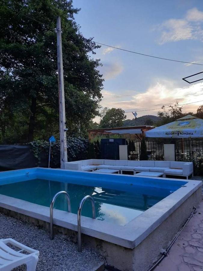 Casa De Vacanta Emd Ieşelniţa Exterior foto